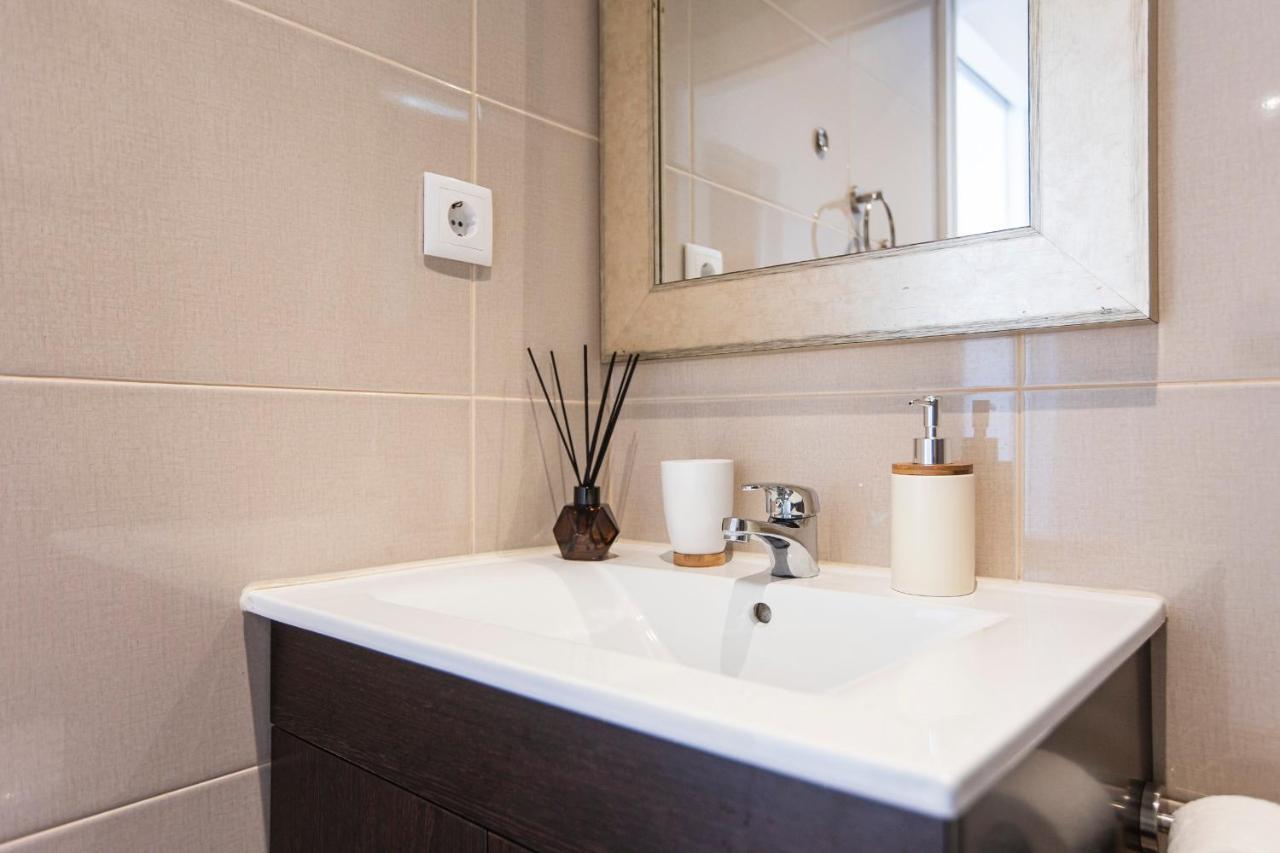 Lovelystay - Urban Cottage Порто Екстериор снимка